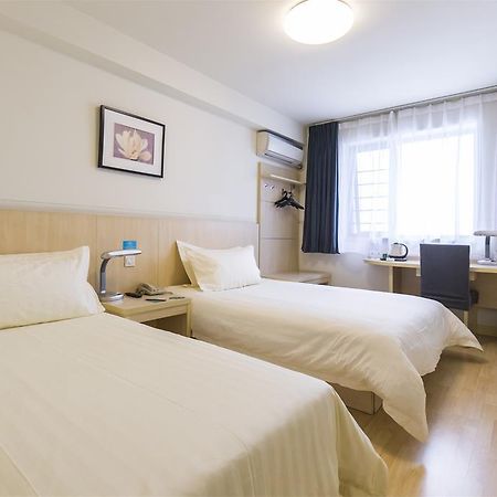 Jingjiang Inn Shanghai Jiading Chengzhong Road Eksteriør bilde