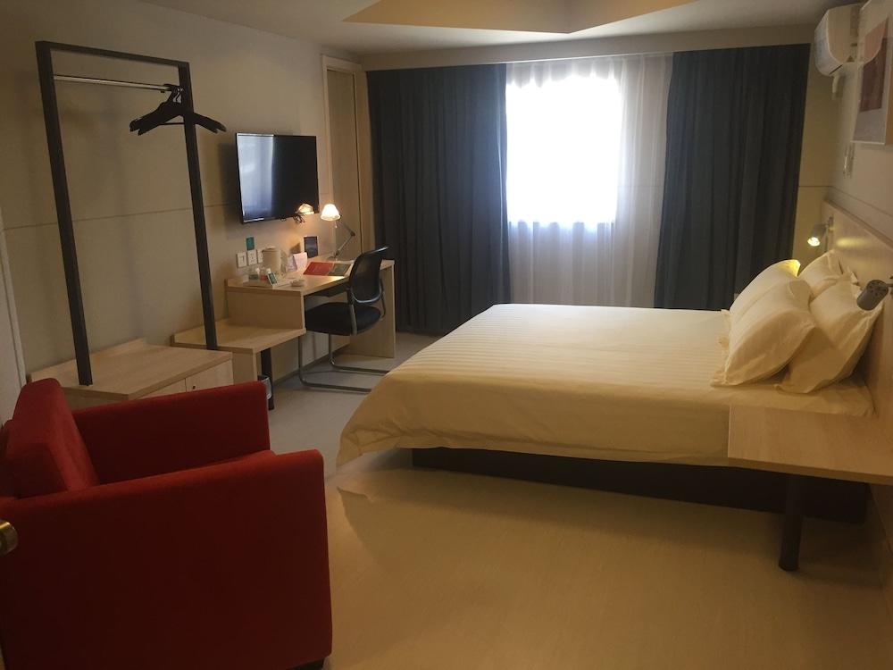 Jingjiang Inn Shanghai Jiading Chengzhong Road Eksteriør bilde