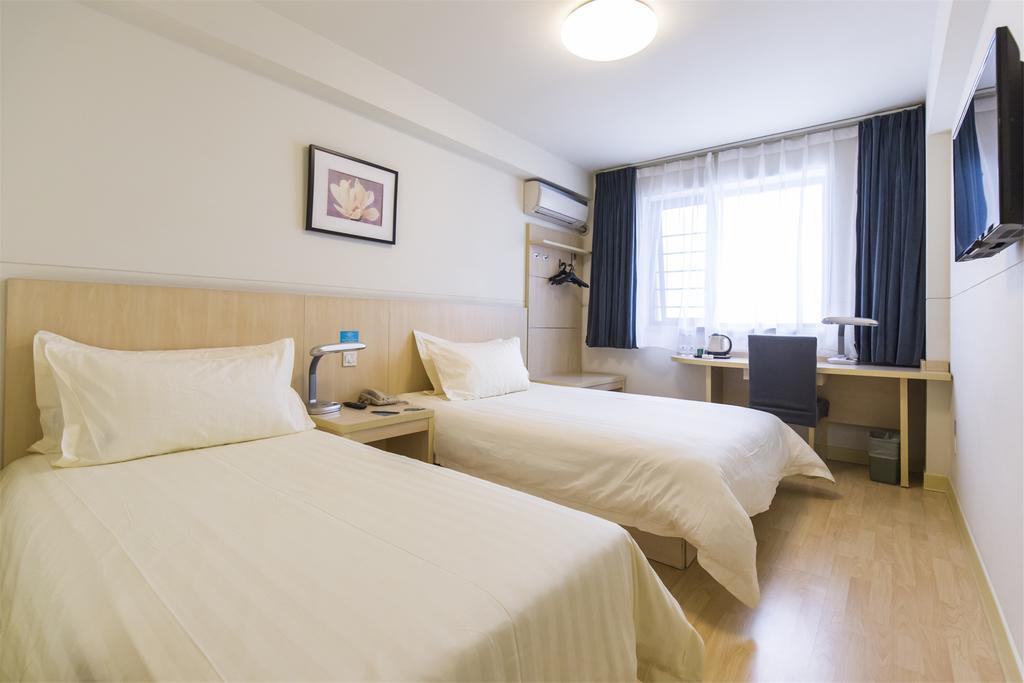 Jingjiang Inn Shanghai Jiading Chengzhong Road Eksteriør bilde